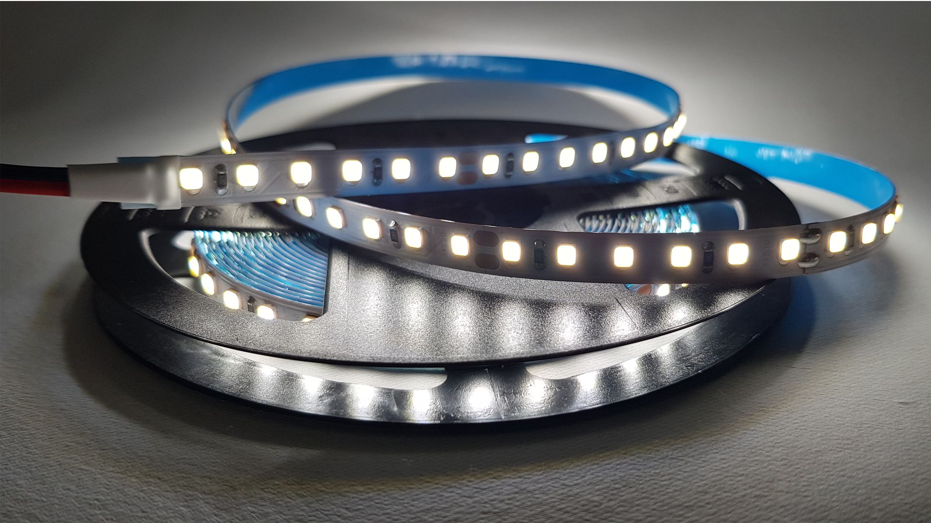 Plnospektrální LED pásek - Plnospektrální led pásek