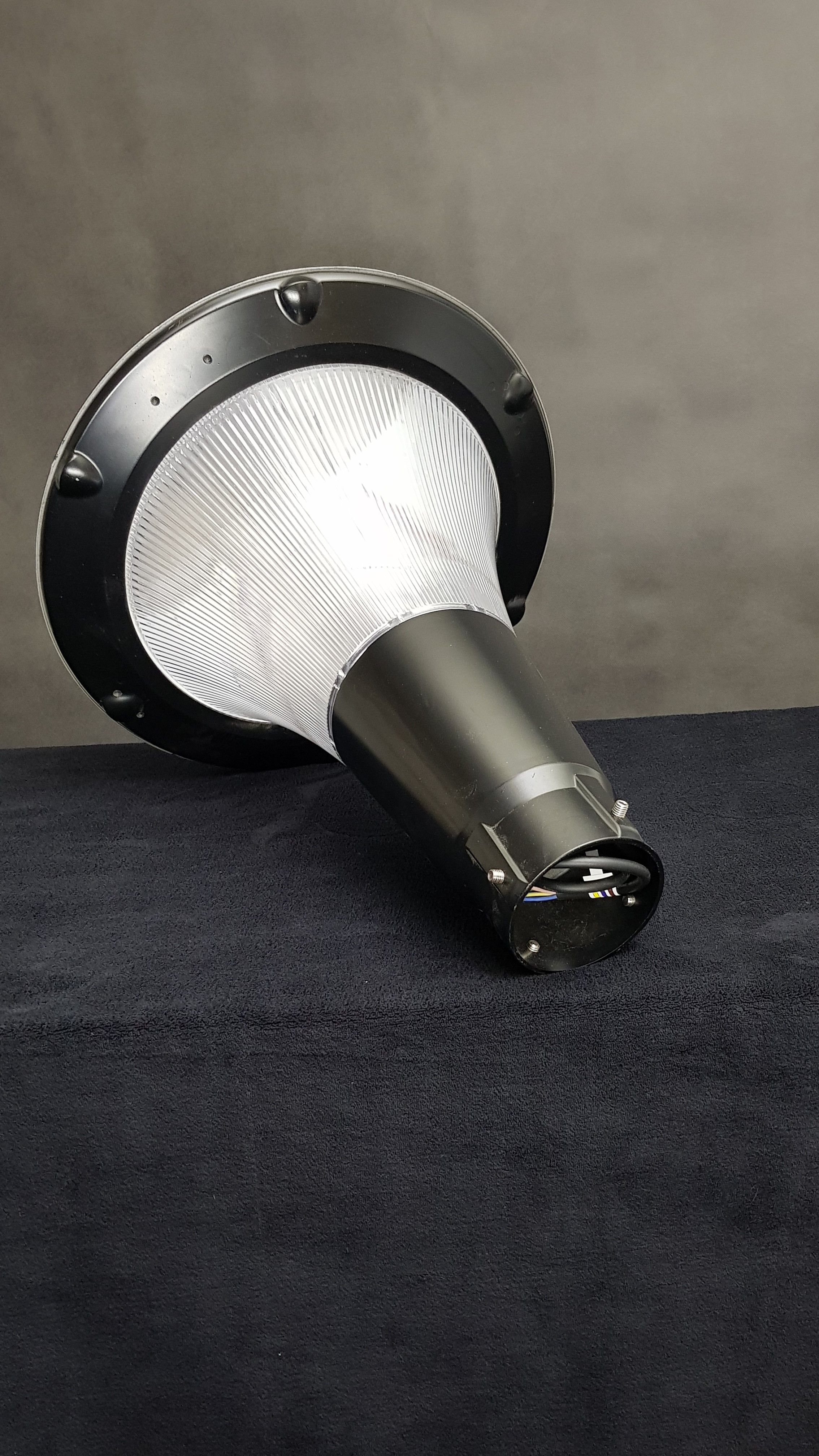 LED veřejné osvětlení bez modré složky